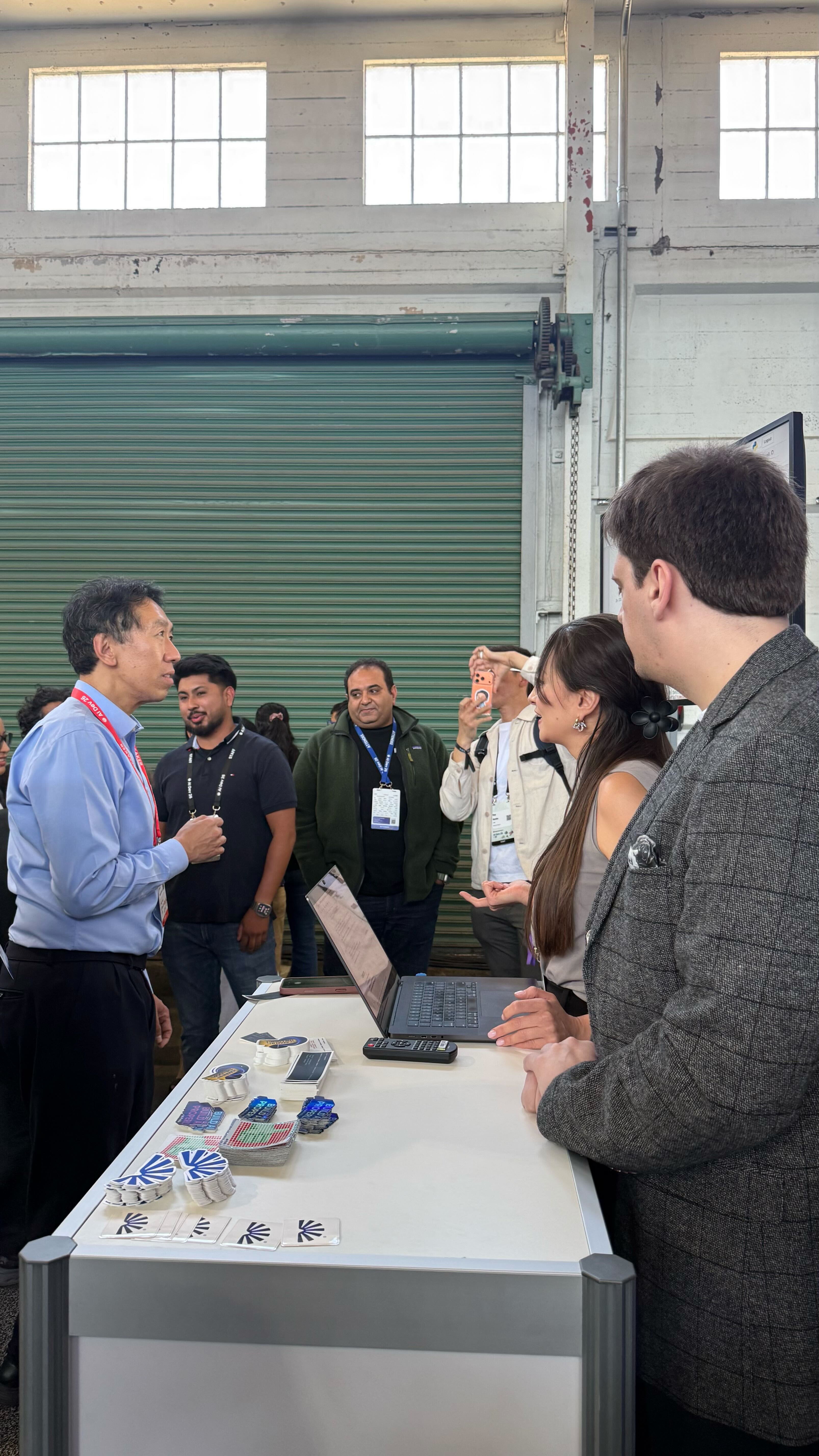 Viviana Marquez in a Prolific AI conference booth conversation